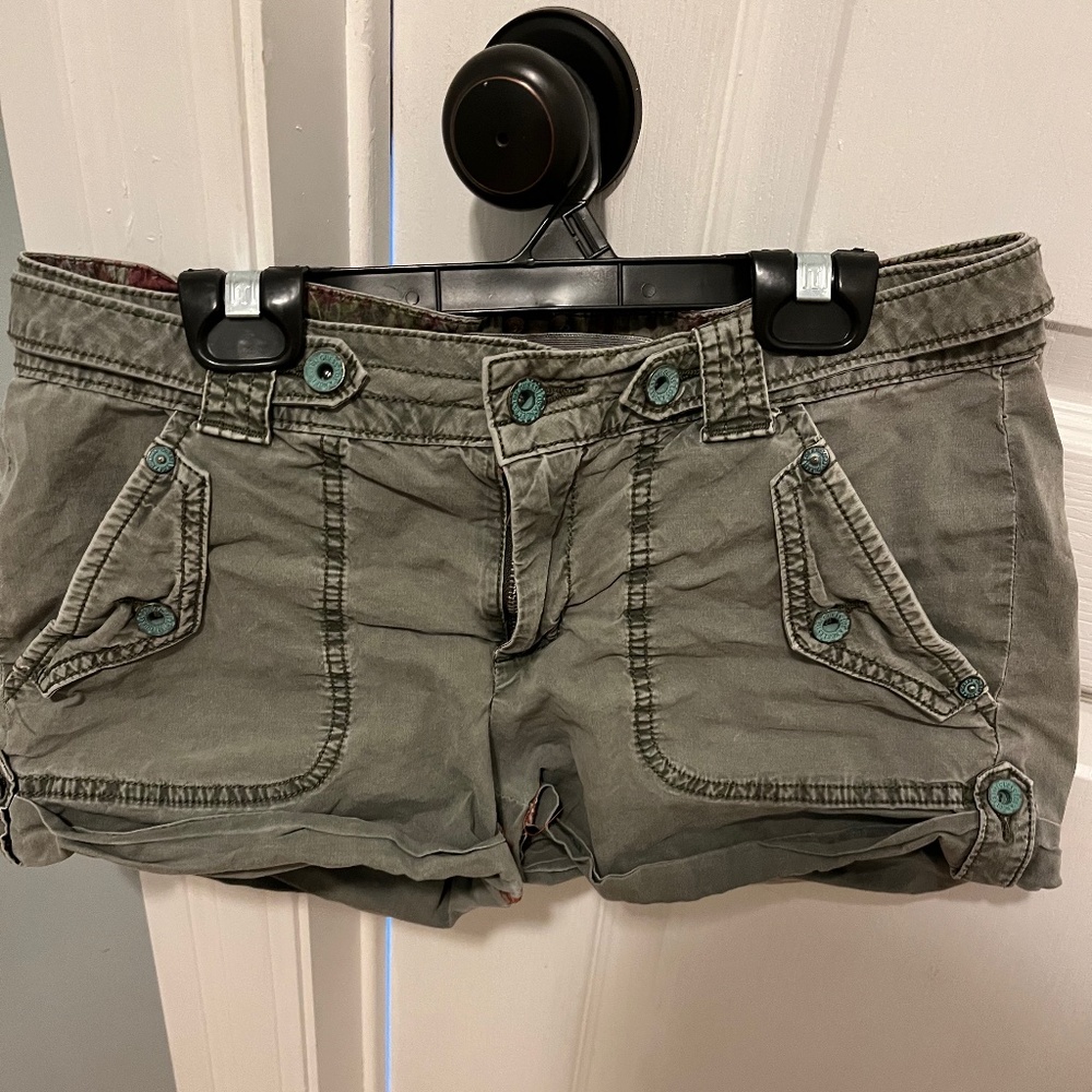 Guess cargo shorts
